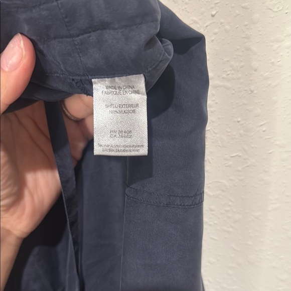 Theory 100% Silk Trousers with Relaxed Fit - Picture 5 of 5